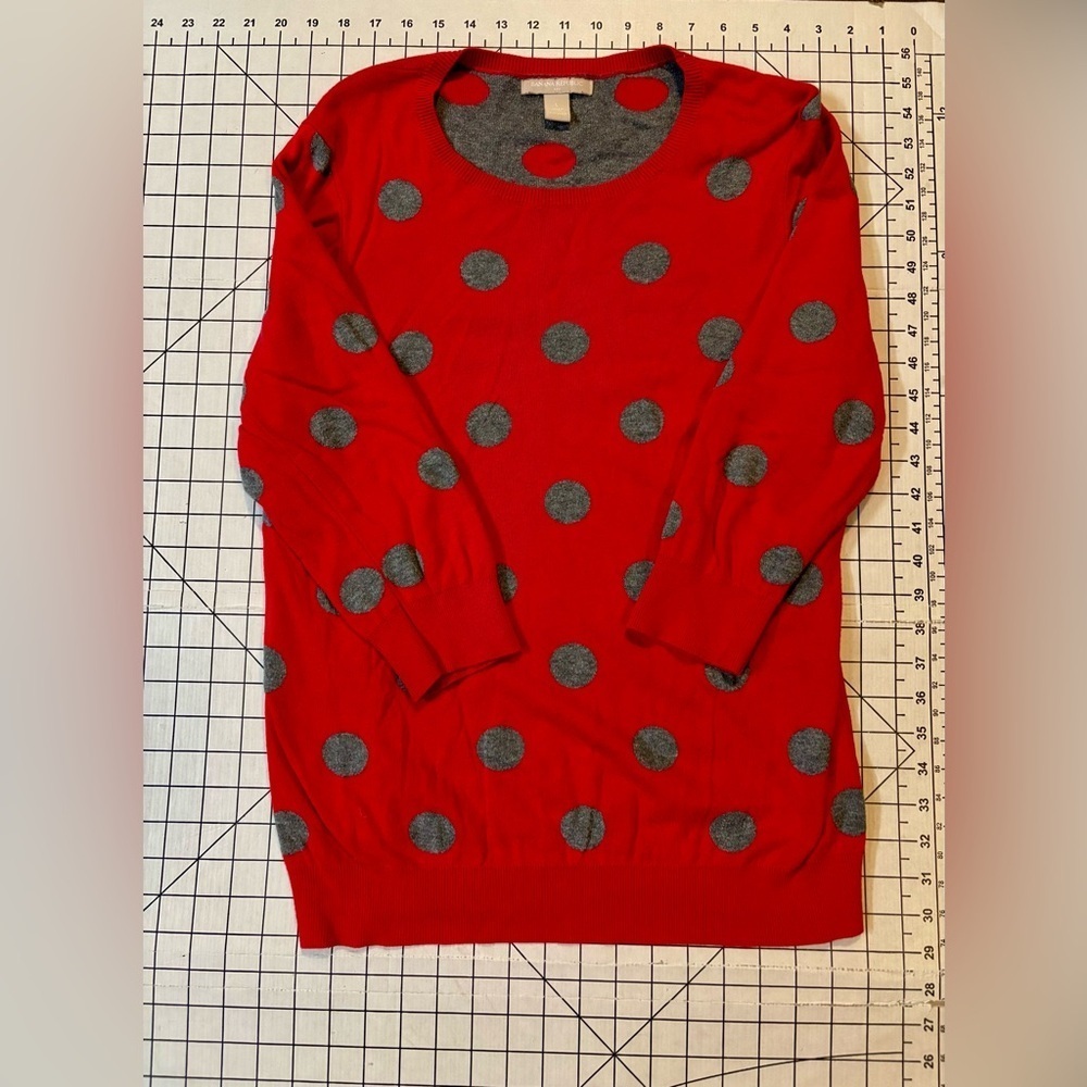 Banana Republic Women’s Size Large Red/Grey Polka Dot Sweater - Picture 4 of 5
